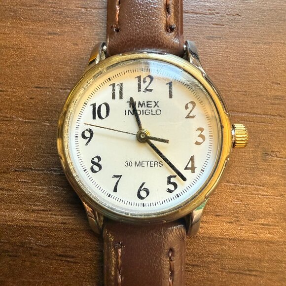 Vintage Timex Easy Reader Silver/Gold Watch, Brown Leather, 24mm - Picture 3 of 5
